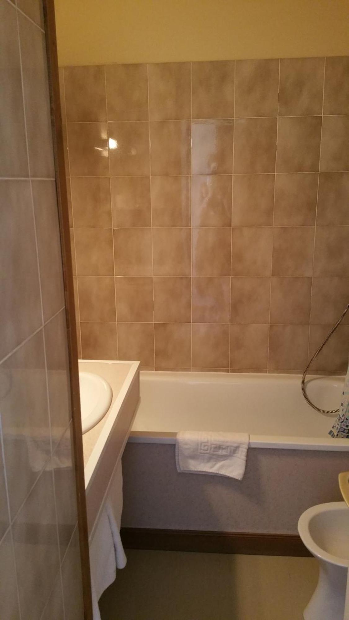 Le Magiot Hotel Montliot-et-Courcelles Room photo